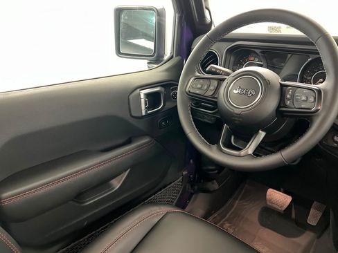 New 2026 Jeep Wrangler Unlimited Rubicon AWD/4WD image 11