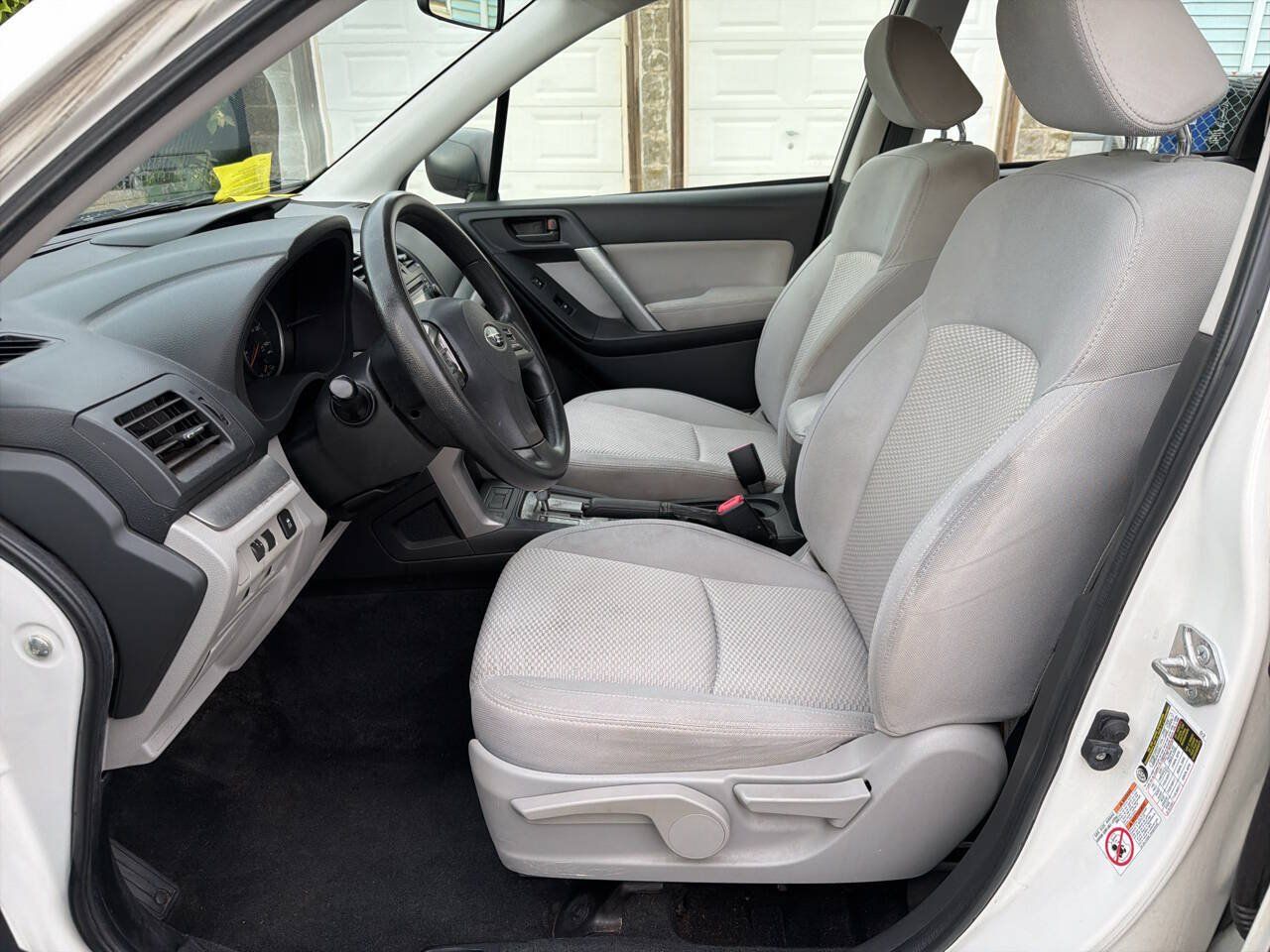 Used 2014 Subaru Forester 2.5i AWD/4WD image 25