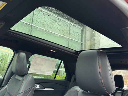 New 2026 Ford Explorer ST w/ Sun And Sound Package image 41