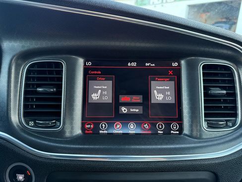 Used 2018 Dodge Charger R/T w/ Navigation & Travel Group image 30