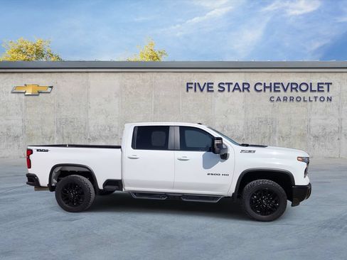 Used 2025 Chevrolet Silverado 2500 LT w/ Trail Boss Package AWD/4WD image 9