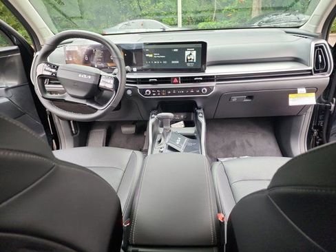New 2026 Kia Sorento EX w/ EX Premium Package FWD image 8