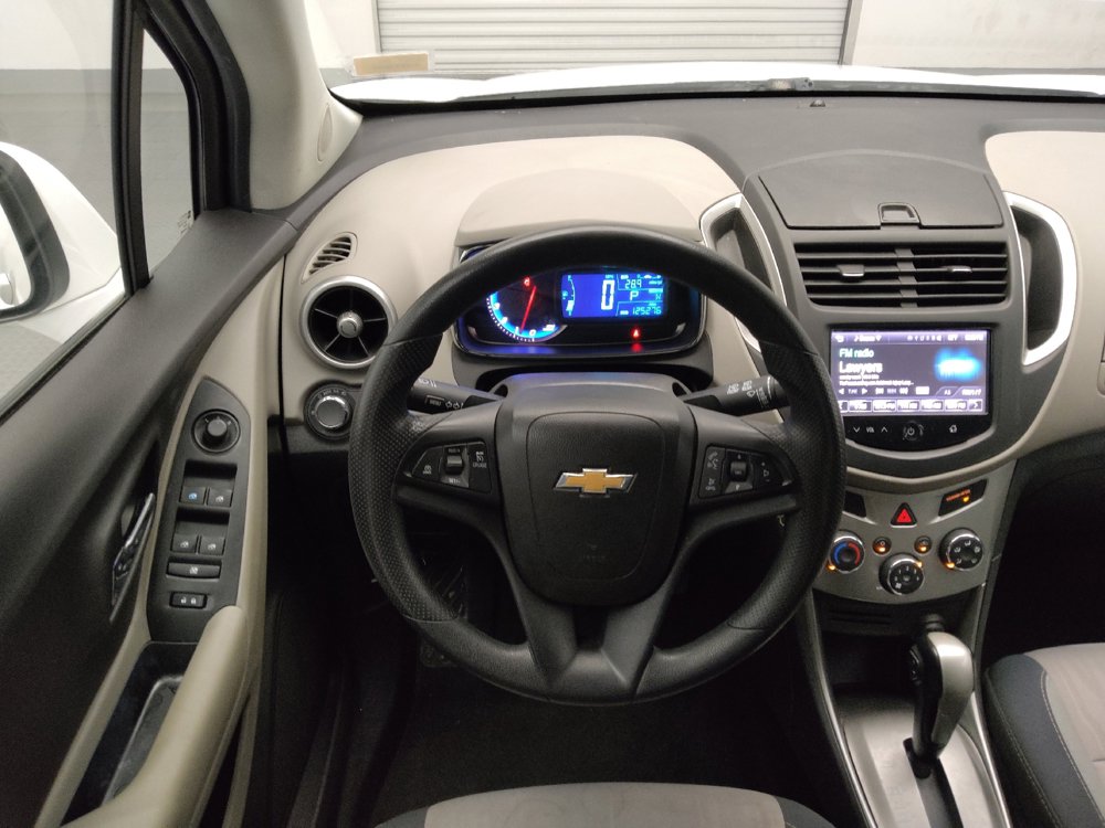 Used 2016 Chevrolet Trax LT FWD image 22