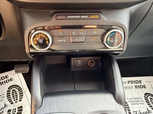 Used 2021 Ford Escape SE AWD/4WD image 19