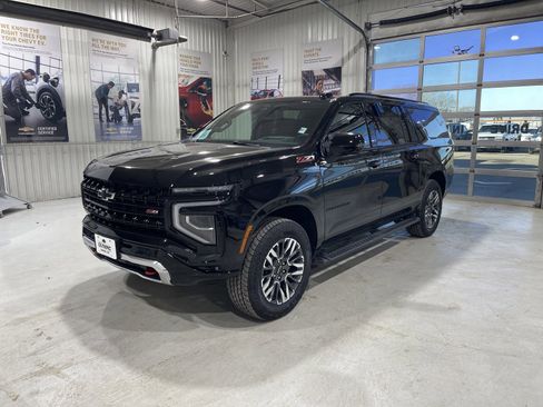 Used 2026 Chevrolet Suburban Z71 w/ Z71 Off-Road Package image 4