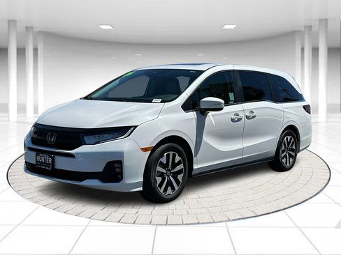 Used 2026 Honda Odyssey EX-L image 1
