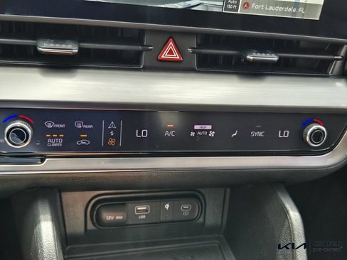 Certified 2023 Kia Sportage EX FWD image 24