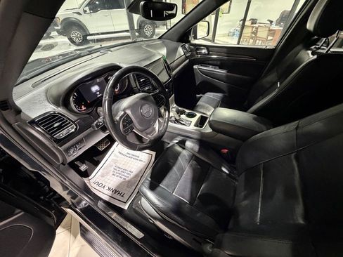 Used 2019 Jeep Grand Cherokee High Altitude RWD image 18
