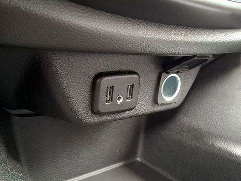 Used 2020 Chevrolet Traverse LT w/ Driver Confidence II Package image 23