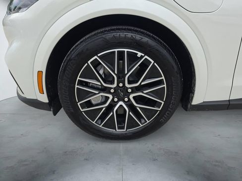 Used 2025 Ford Mustang Mach-E Premium RWD image 17