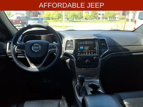 Used 2017 Jeep Grand Cherokee Limited w/ Trailer Tow Group IV AWD/4WD image 12