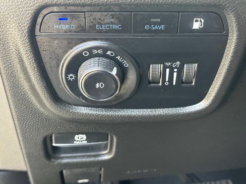 Used 2022 Jeep Grand Cherokee Limited 4xe AWD/4WD image 21