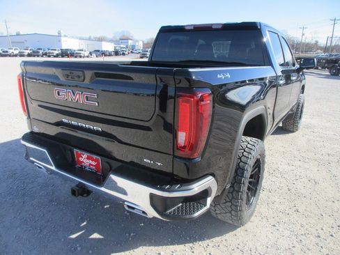 New 2026 GMC Sierra 1500 SLT w/ SLT Convenience Package image 5