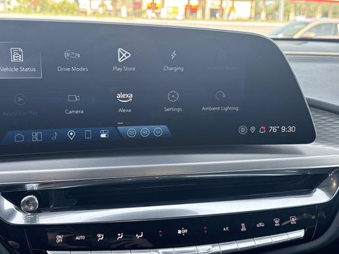 Certified 2025 Cadillac Lyriq Sport RWD image 25