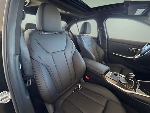 Used 2019 BMW 330i 330i w/ Convenience Package image 40