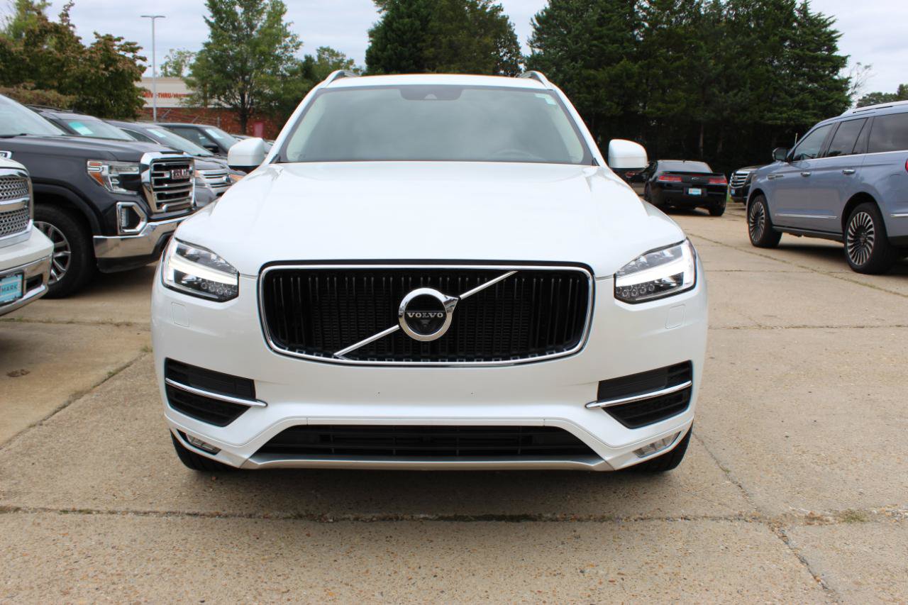 Used 2017 Volvo XC90 T6 Momentum AWD/4WD image 2