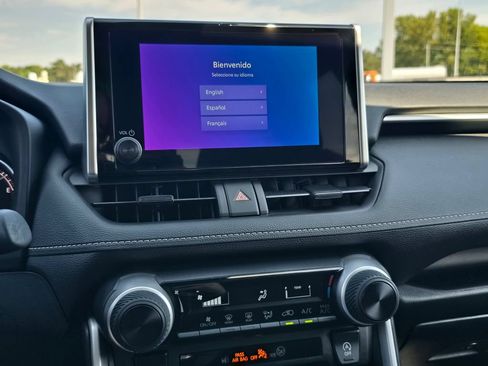 Certified 2023 Toyota RAV4 LE AWD/4WD image 31