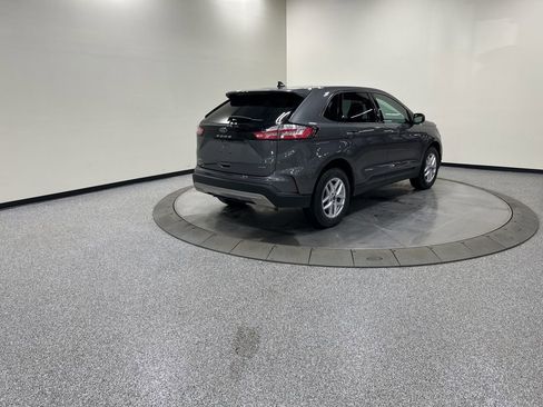 Certified 2022 Ford Edge SEL w/ Convenience Package image 7