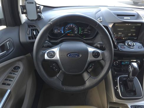 Used 2014 Ford C-MAX SEL w/ Equipment Group 302A FWD image 21