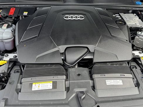 Used 2022 Audi Q7 3.0T Premium Plus w/ Premium Plus Package image 11