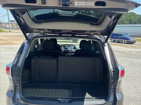 Used 2016 Toyota Highlander Limited Platinum AWD/4WD image 32