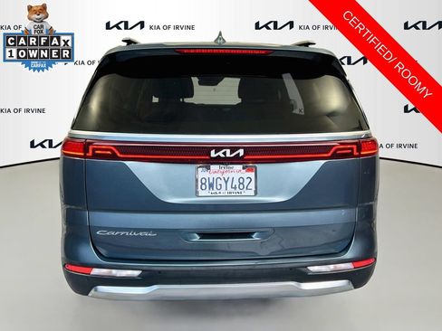 Certified 2022 Kia Carnival SX Prestige FWD image 8