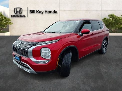 Used 2024 Mitsubishi Outlander SE image 8