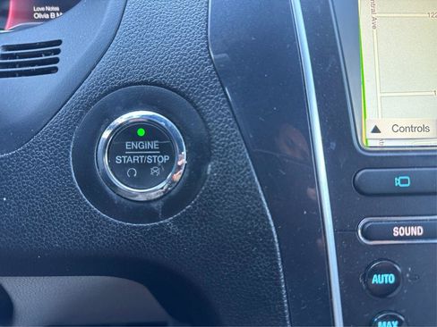 Used 2018 Ford Explorer Limited FWD image 25