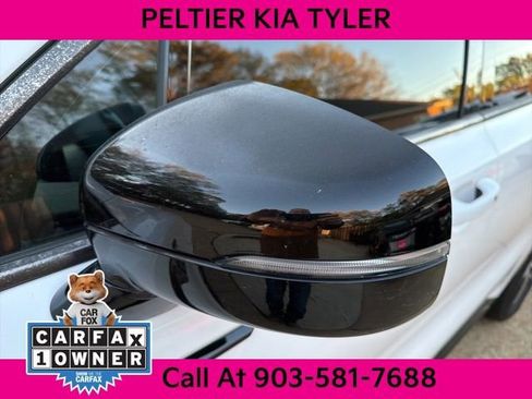 Certified 2021 Kia Sorento S w/ Panoramic Sunroof Package image 6