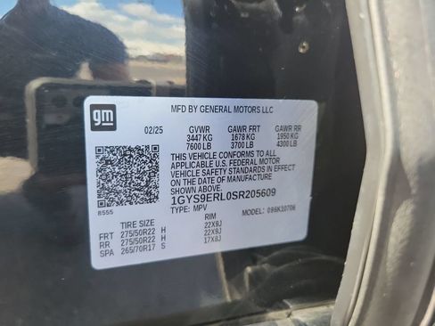 Certified 2025 Cadillac Escalade Sport AWD/4WD image 35
