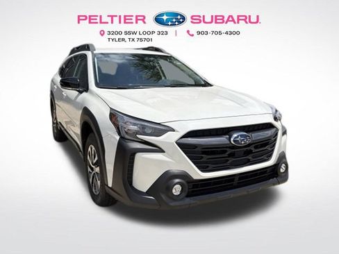 Used 2025 Subaru Outback Premium AWD/4WD image 1