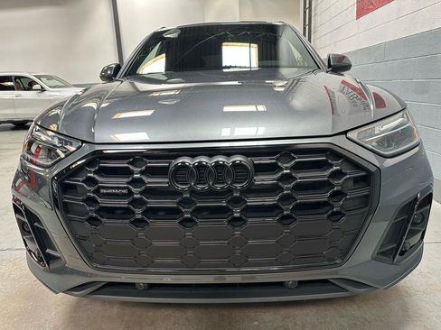Used 2024 Audi Q5 2.0T Premium w/ Summer of Audi Package AWD/4WD image 7