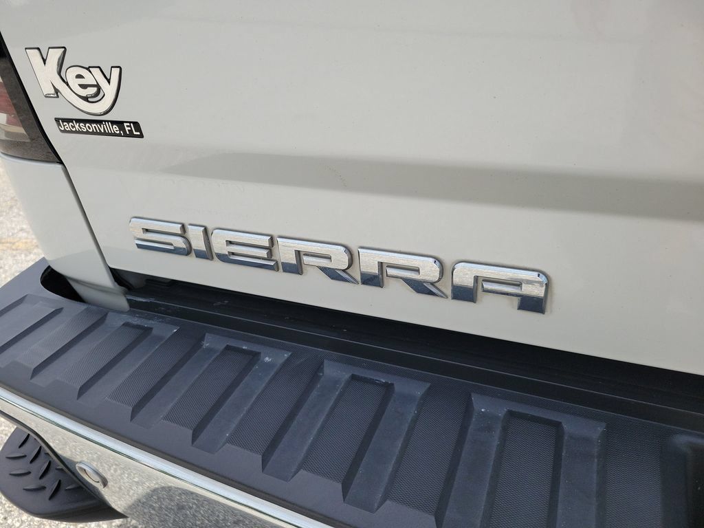 Used 2018 GMC Sierra 1500 SLT AWD/4WD image 9