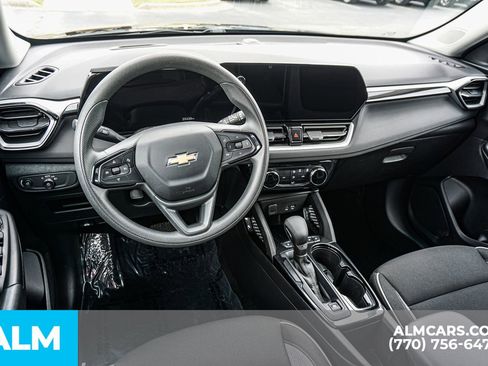Used 2025 Chevrolet TrailBlazer LT FWD image 28