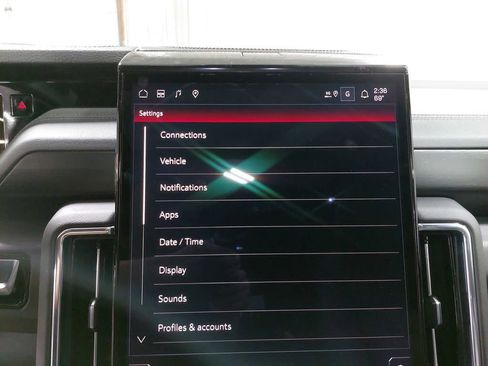 New 2026 GMC Yukon XL Denali w/ Sun & Power Step Package AWD/4WD image 20