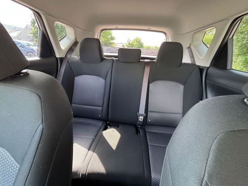 Used 2025 Kia Soul LX w/ LX Technology Package FWD image 37