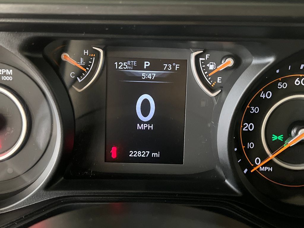 Used 2025 Jeep Wrangler Unlimited Sport AWD/4WD image 19