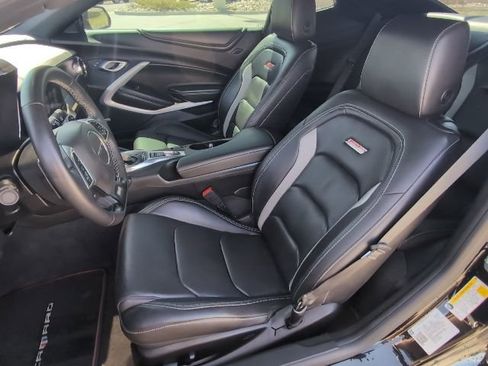 Used 2018 Chevrolet Camaro SS w/ Redline Edition RWD image 11