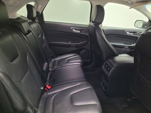 Used 2020 Ford Edge Titanium w/ Equipment Group 301A image 19