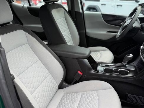 Used 2018 Chevrolet Equinox LS image 15