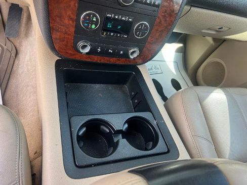 Used 2008 Chevrolet Tahoe LT w/ LT Preferred Equipment Group image 18