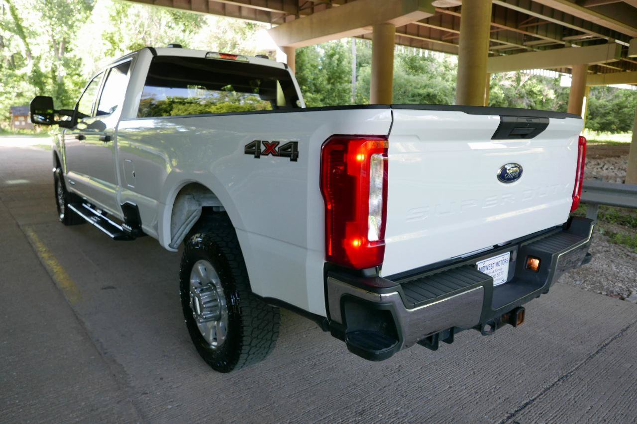 Used 2024 Ford F350 XLT AWD/4WD image 29