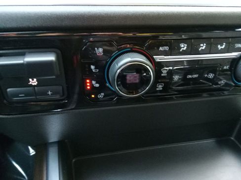 Used 2025 Chevrolet Silverado 1500 High Country w/ Midnight Edition image 20