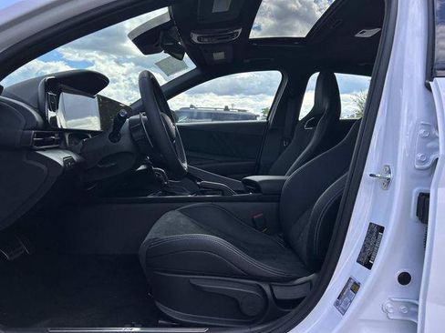 New 2026 Hyundai Elantra N FWD image 7