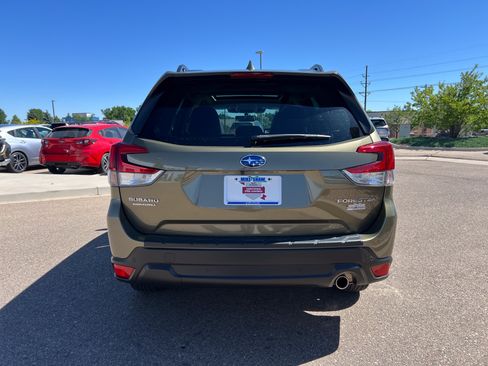 Used 2023 Subaru Forester Limited w/ Popular Package #2 AWD/4WD image 13