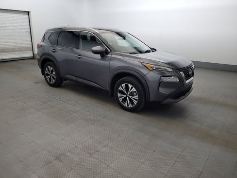 Used 2021 Nissan Rogue SV w/ Premium Package FWD image 11