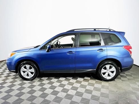 Used 2015 Subaru Forester 2.5i Limited AWD/4WD image 4