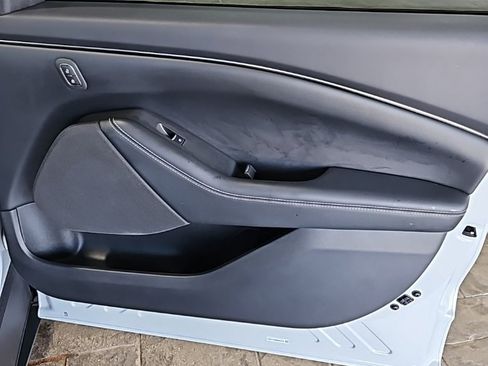 Used 2022 Ford Mustang Mach-E Select image 10