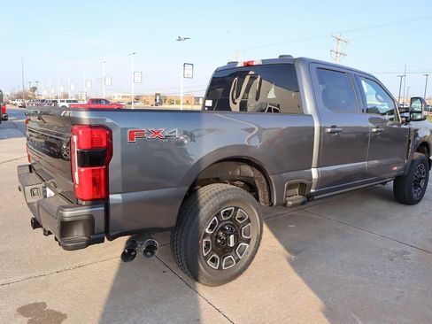 New 2026 Ford F250 Platinum AWD/4WD image 23
