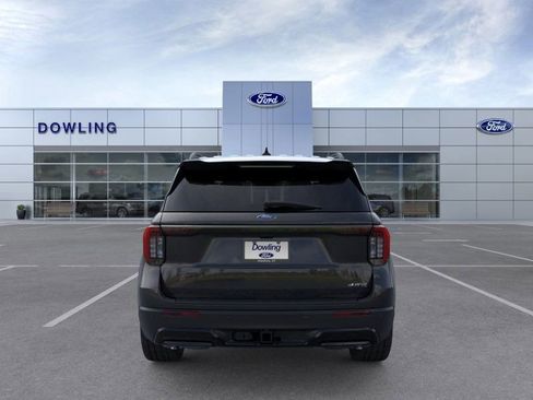 New 2026 Ford Explorer ST-Line w/ ST-Line Street Pack image 5